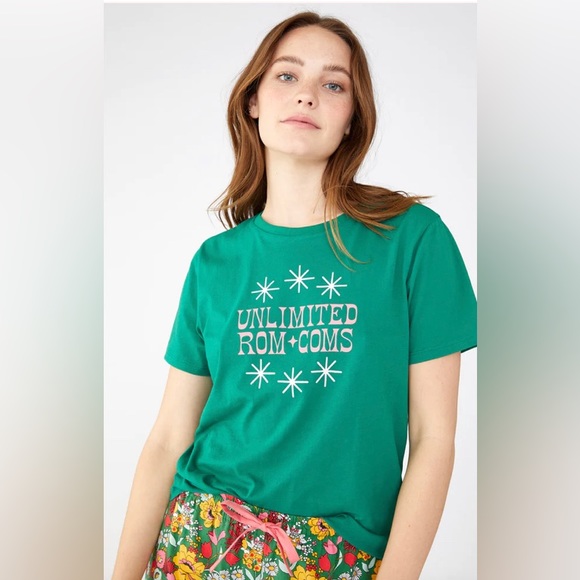 Ban.do NWT XS Unlimited Rom Coms graphic tee retro cotton - Picture 1 of 2